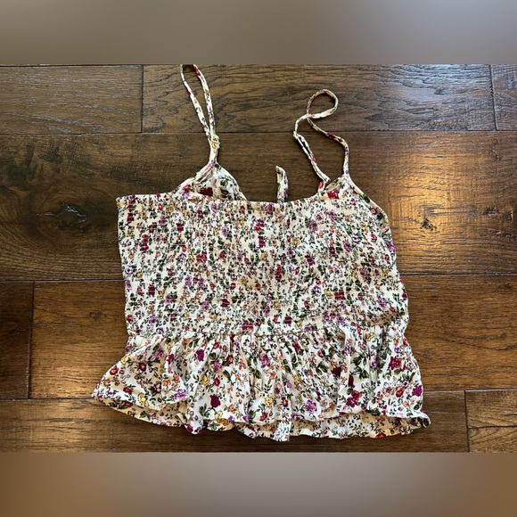 Patrons of Peace Floral Crop Top- size Medium - Picture 4 of 5